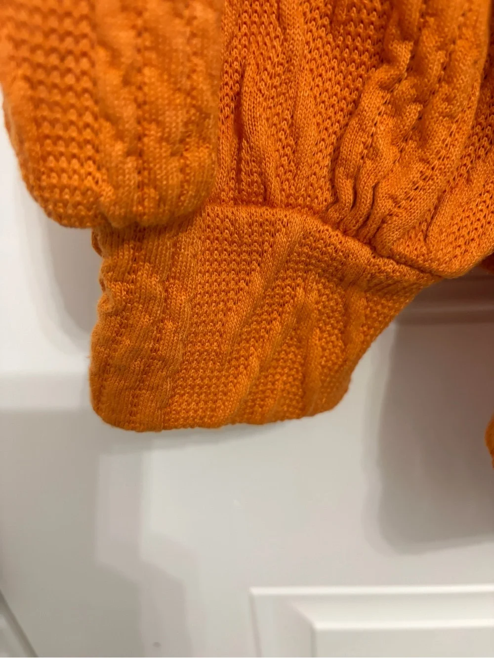 NWOT- Unbranded Cozy V-Neck Chevron Cable Knit Sweater in Rust Burnt Orange 2XL